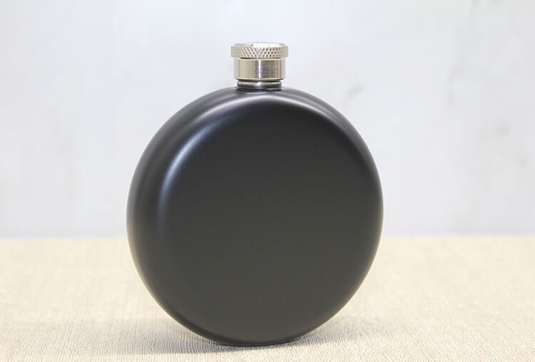 Yuvarlak Tekli Matara 5 Oz Siyah