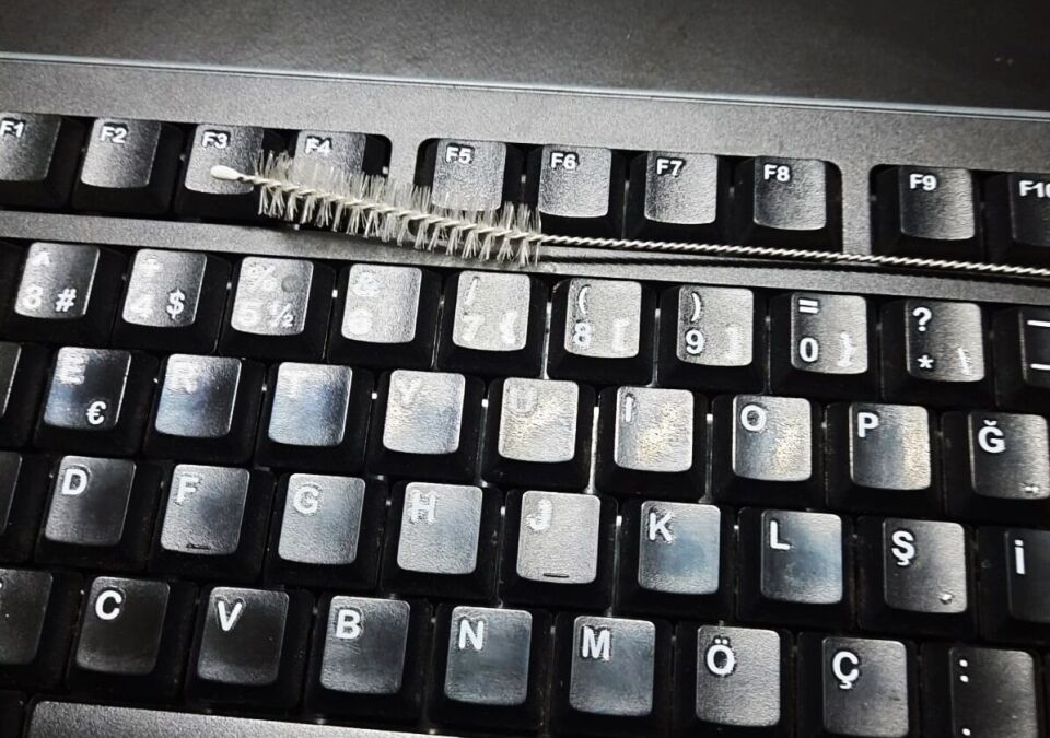 3 Lü Pratik Fırça  Esnek Bükülebilir Klavye Mouse Arası Temizlik Fırçası