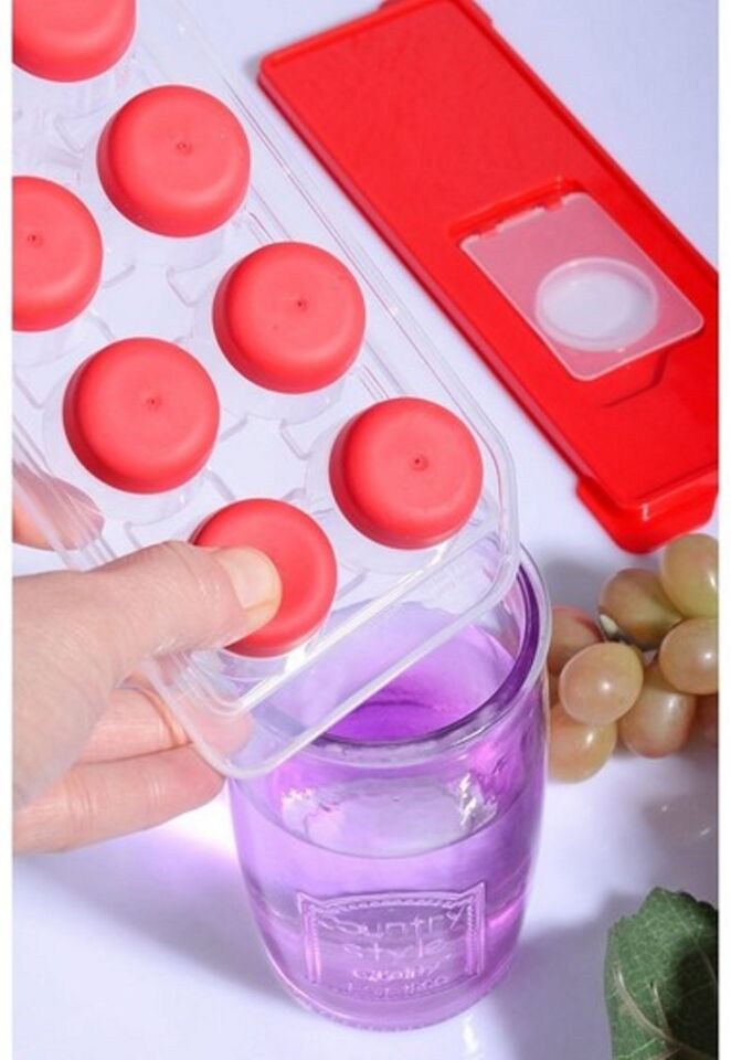 Kapaklı Buz Kalıbı Yapışmaz - Bas Parmak Kolay Çıkar