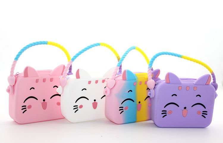 Sevimli Kedi Tasarımlı Silikon Çanta