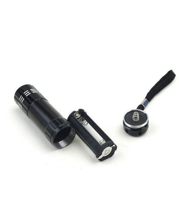 9 LEDLİ PİLLİ EL FENERİ